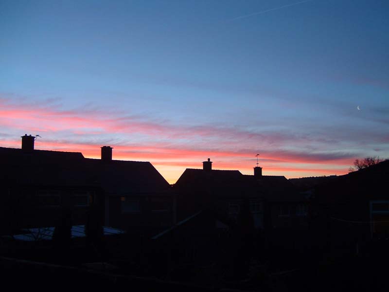 sunrise_house_shadow